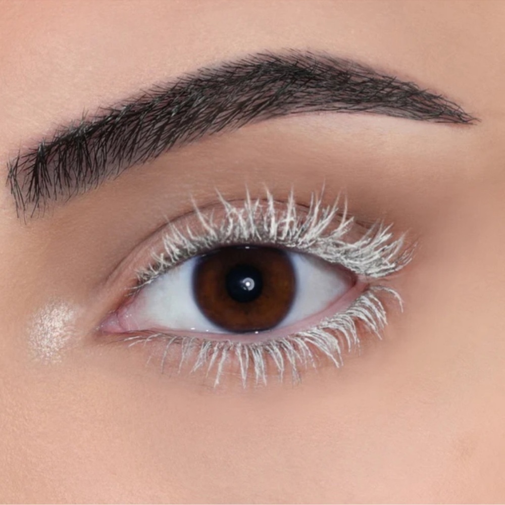Jeffree Star Approved Mascara in White - Picture 2 of 7